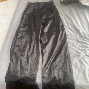 Nwot plt blsck satin palazoo pants